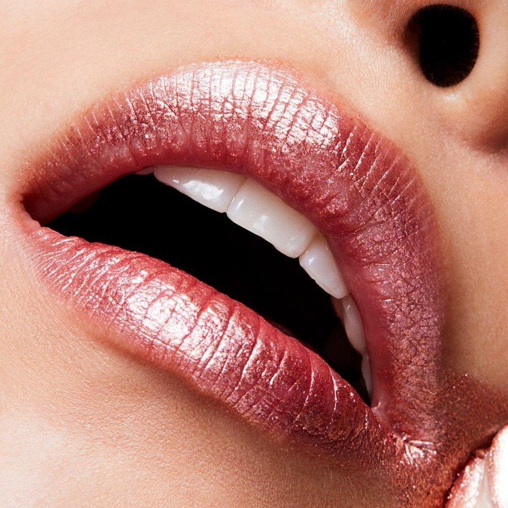 ✔️💕MAC Bling Thing Deliciously Disruptive Liquid Top Coat - Picture 2 of 10